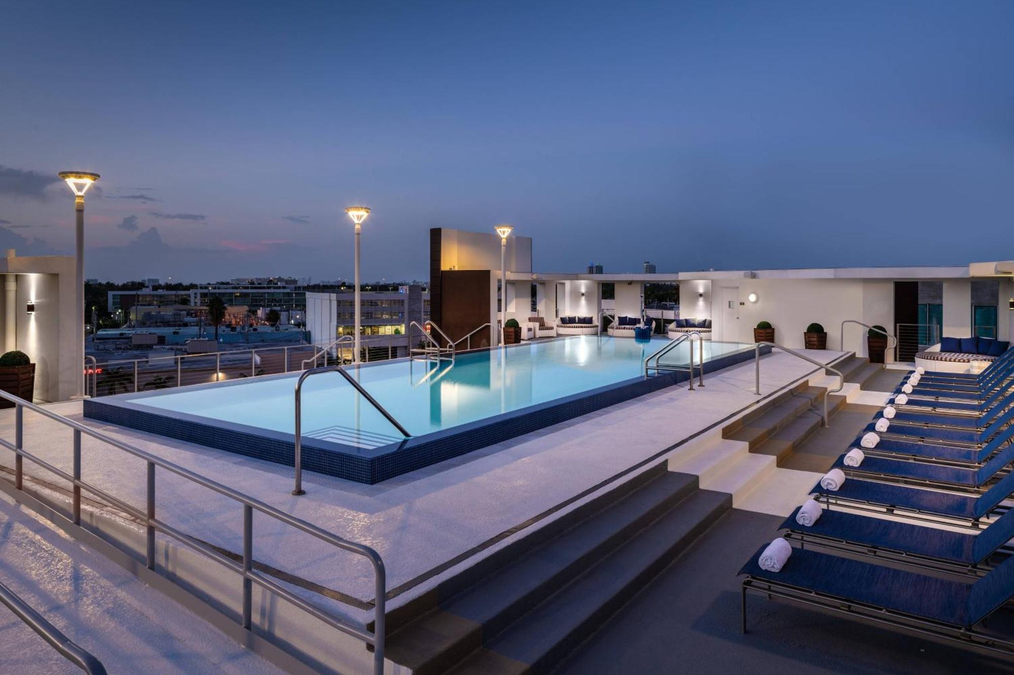 Residence Inn By Marriott Miami Beach South Beach Exteriér fotografie